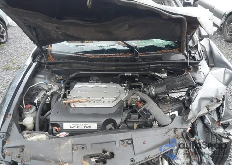 2008 Honda Accord 3.5 Ex-L from USA, damaged, VIN 1HGCP36838A088668